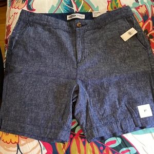 NWT OLD NAVY SHORTS - 14